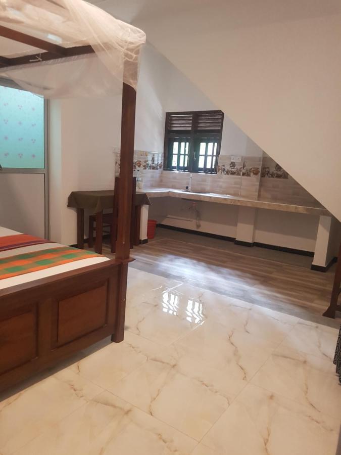 Sea Port Hiriketiya Bed & Breakfast Dikwella Ngoại thất bức ảnh